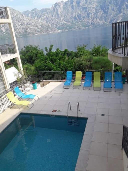 2Br Apartment With Pool Kotor Eksteriør billede