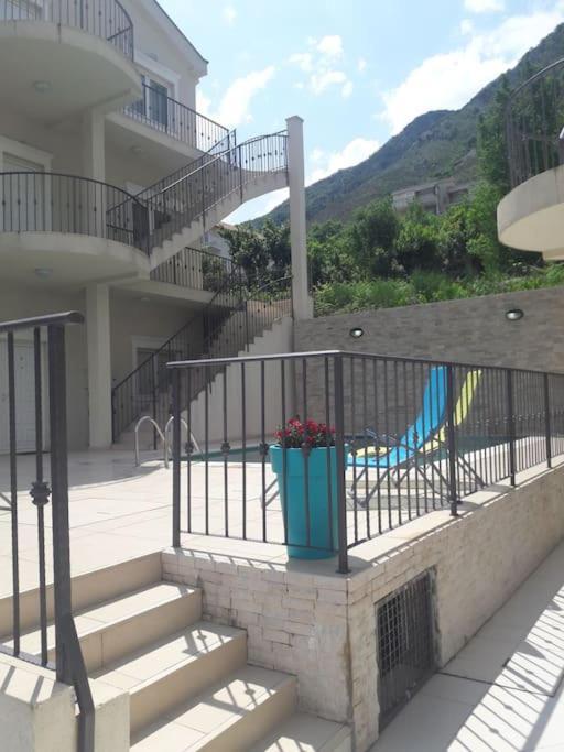 2Br Apartment With Pool Kotor Eksteriør billede
