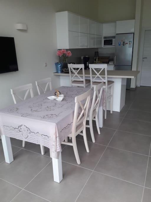 2Br Apartment With Pool Kotor Eksteriør billede