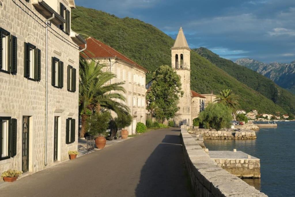 2Br Apartment With Pool Kotor Eksteriør billede