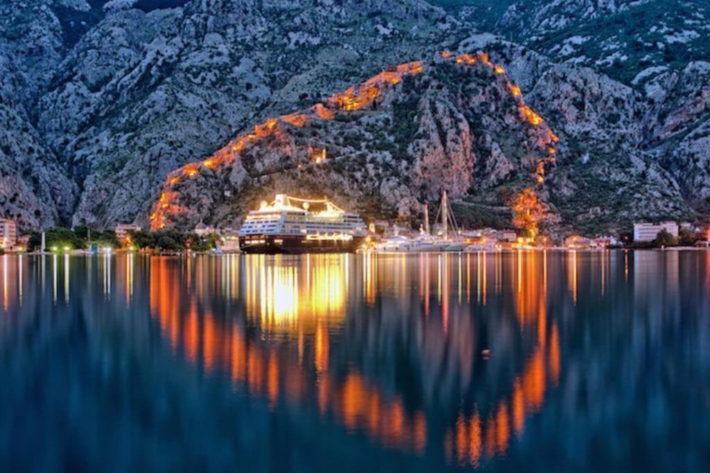 2Br Apartment With Pool Kotor Eksteriør billede