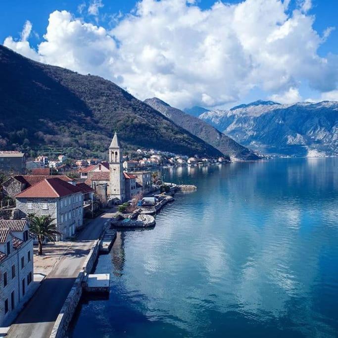 2Br Apartment With Pool Kotor Eksteriør billede